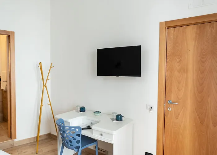 בית הארחה Tombolata 3*