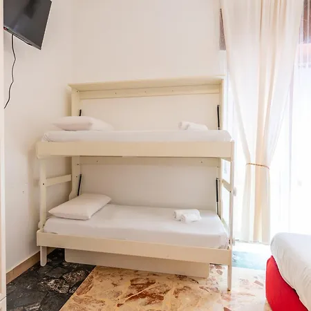 Tombolata Penzion Neapol